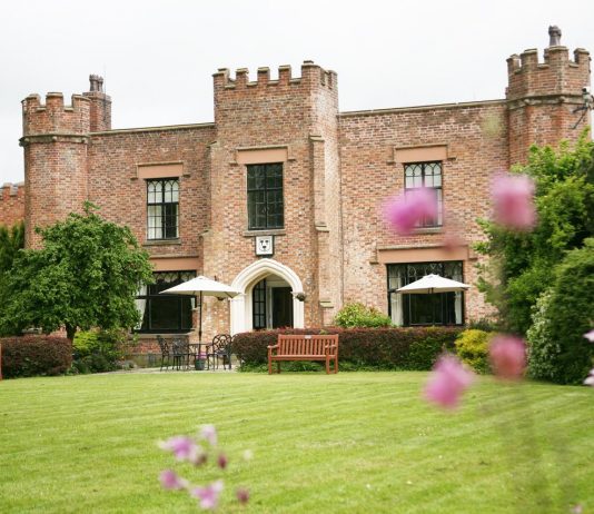 Crabwall Manor Hotel & Spa Crabwell Manor Hotel & Spa