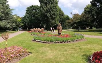 Grosvenor Park Chester: Visitor Guide, Things to Do & Opening Times Grosvenor Park