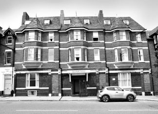 Quarterz Chester Quarterz Chester
