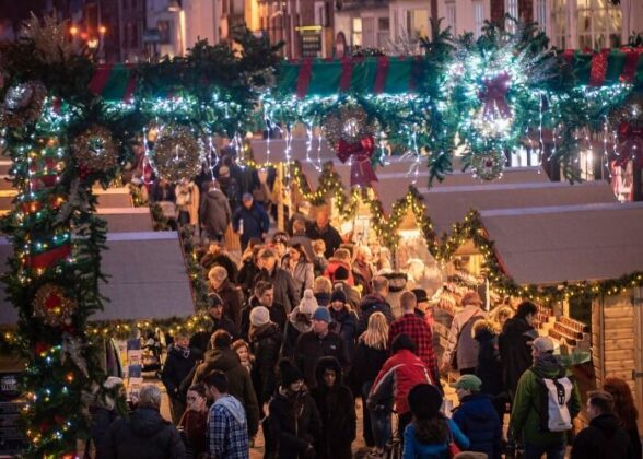 Christmas crowd at Salisbury Christmas Market