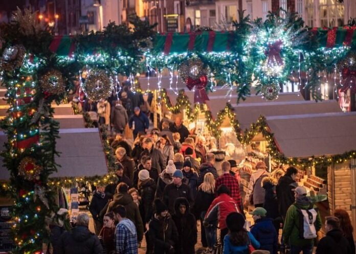 Christmas crowd at Salisbury Christmas Market